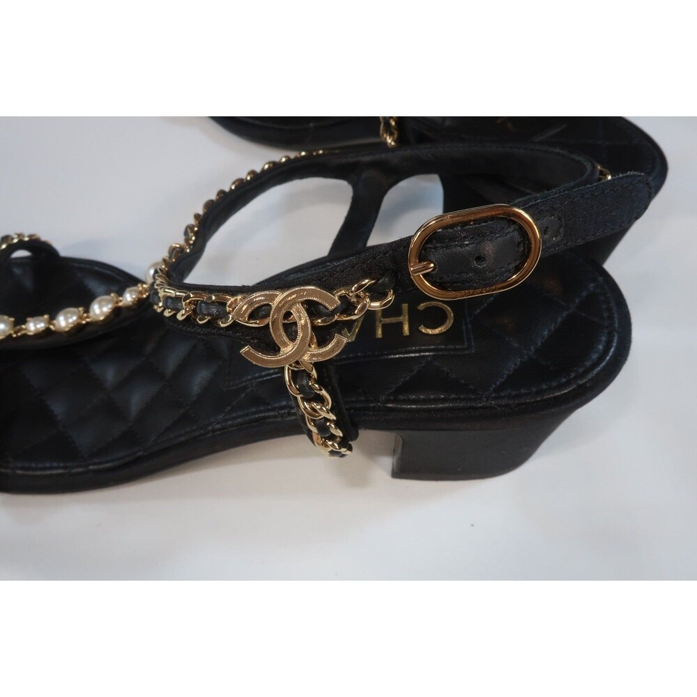 Chanel Black Lambskin Quilted Chain Sandals Pearl Heels T Strap 2022 Size 36 6 - Picture 12 of 13